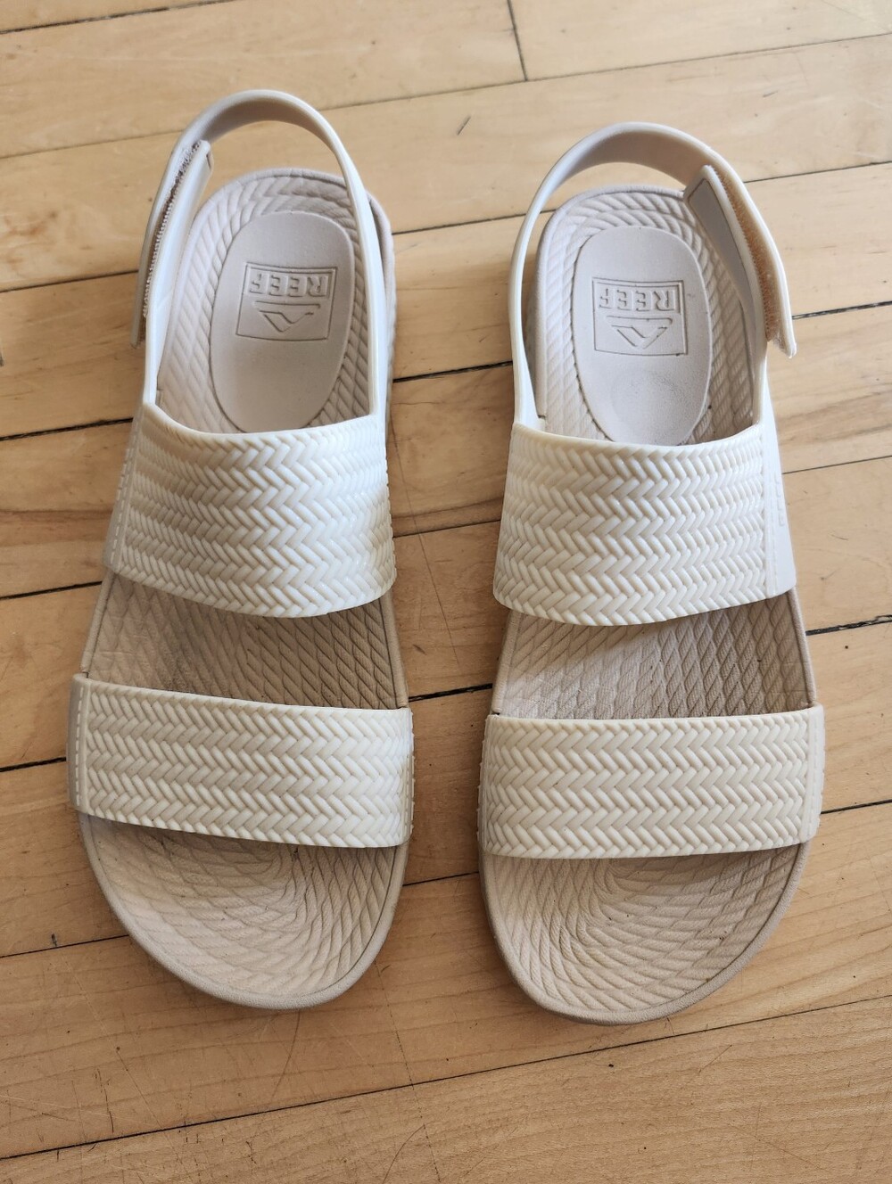 Reef Water Vista Women's Water-Friendly Sandals, Size 9, Vintage Oasis/ Cream - Picture 3 of 9